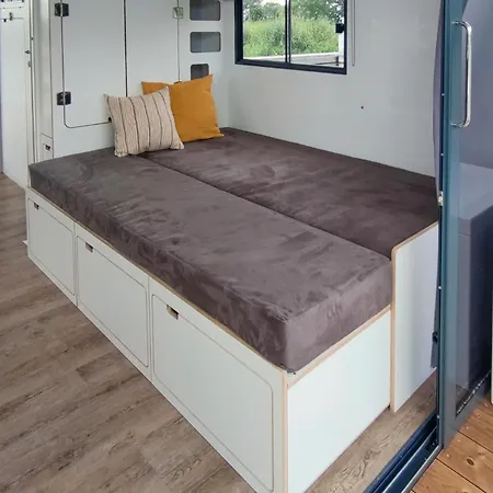 1 Bedroom Stunning Ship In Havelsee Ot 4* Kutzkow