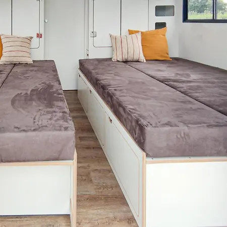 1 Bedroom Stunning Ship In Havelsee Ot Hotel en barco 4*