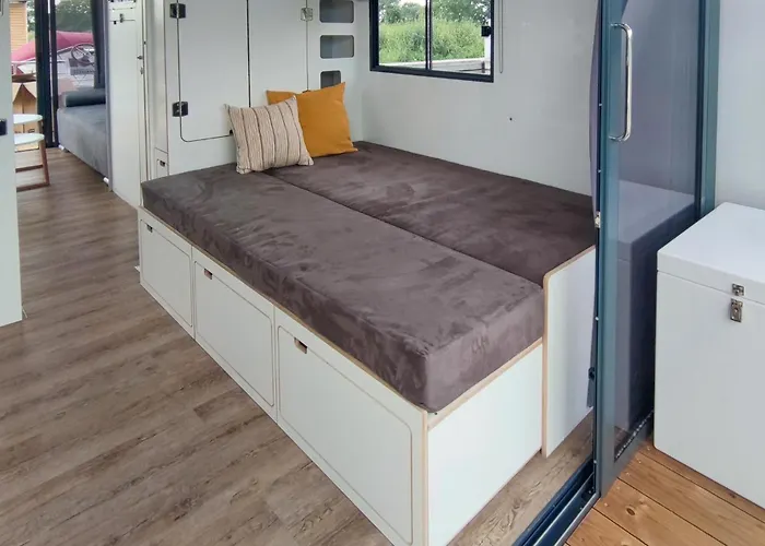 1 Bedroom Stunning Ship In Havelsee Ot 4* Kutzkow